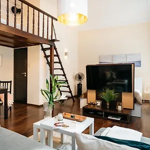 honey-apartment-by-loft-affair.krakowhotelspoland.com/